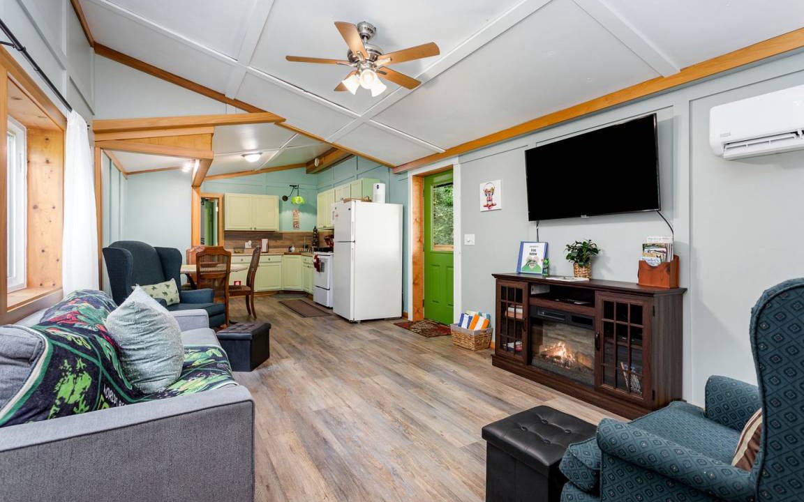 Logan House | House ∙ 2 bedrooms ∙ 4 guests