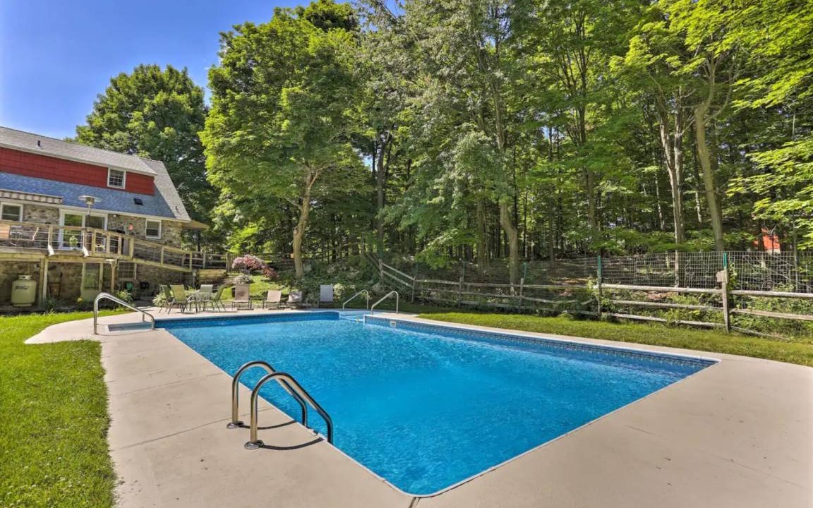 Monroe House | House ∙ 3 bedrooms ∙ 8 guests