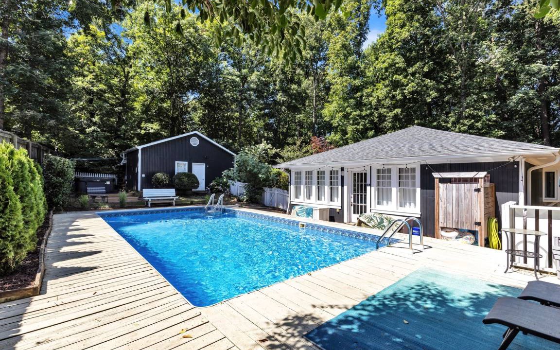 Chapel Hill House | House ∙ 3 bedrooms ∙ 8 guests
