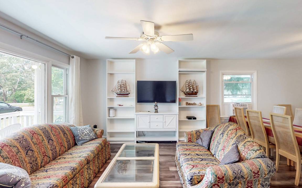 Shady Side House | House ∙ 3 bedrooms ∙ 6 guests