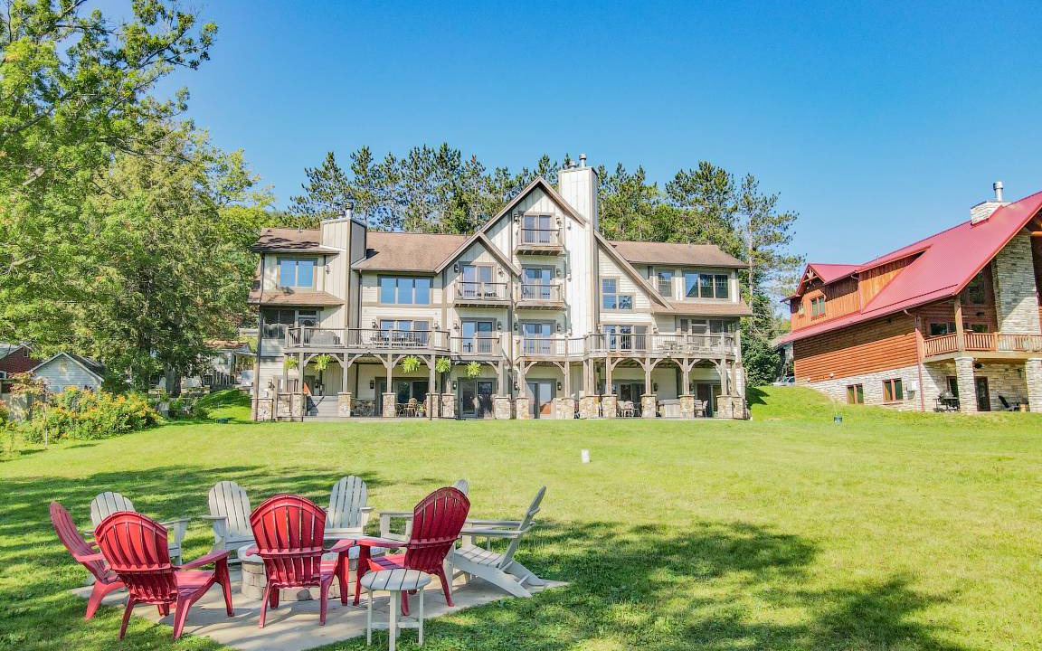 McHenry House | House ∙ 4 bedrooms ∙ 12 guests