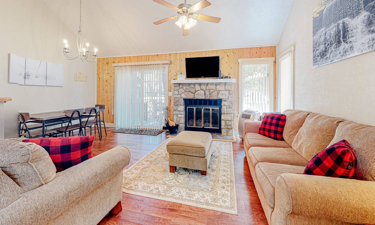 Snow Ridge Village | White Haven