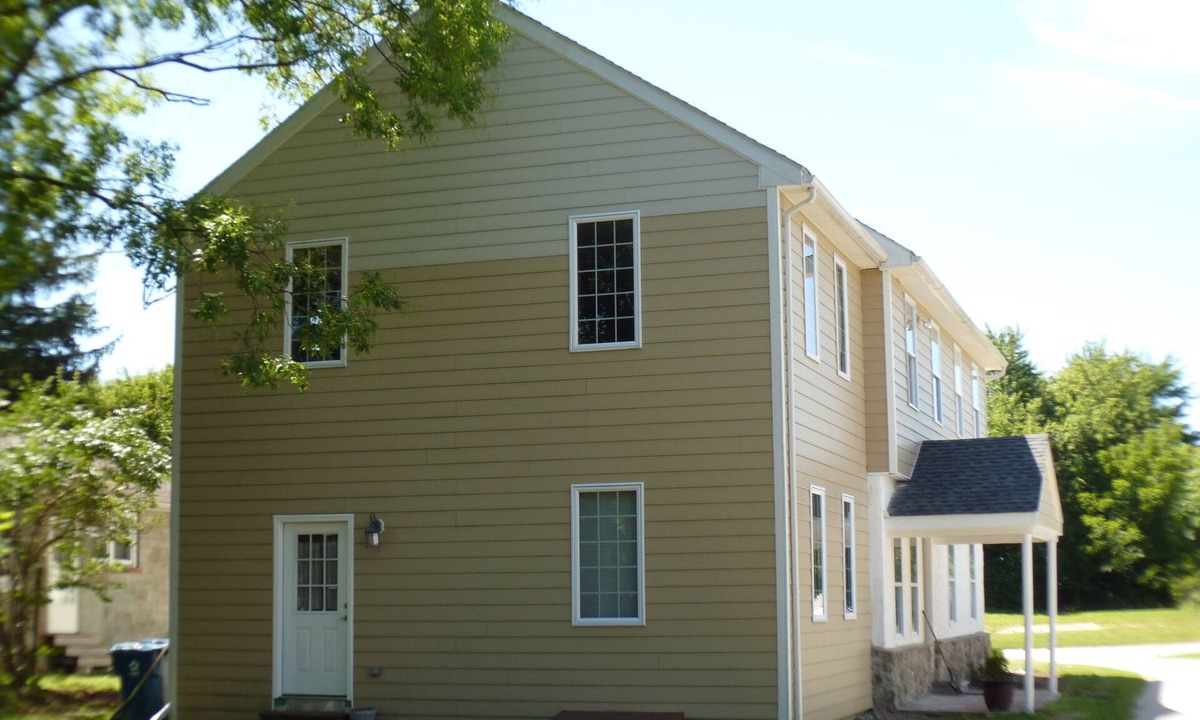 King of Prussia House | King of Prussia, 5 Bedroom house, 3 & 1/2 bath