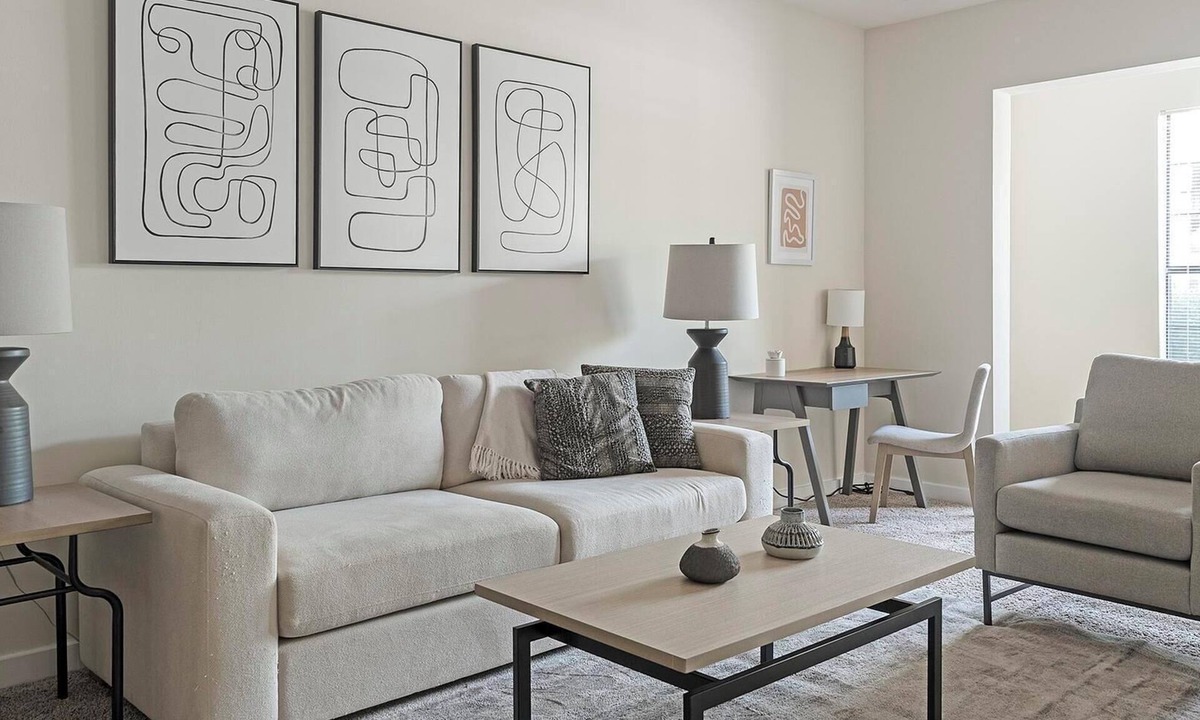 New Pathways Apartment | Landing | Incredible 2BD, Pool, Gym