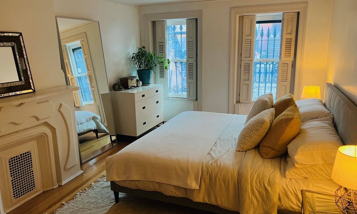 Bedford-Stuyvesant Apartment | Large Garden 1BR in Historic Brooklyn, moments from A/C Train - Pet Friendly!