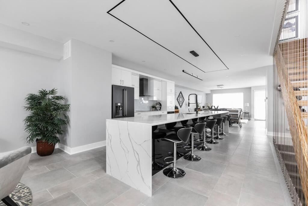 Fountain Square House | Live in Luxury Stunning Fountain Square Home