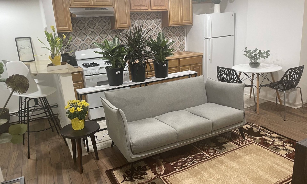 Sewell Apartment | Lovely Cozy 2 Bedroom Apartment