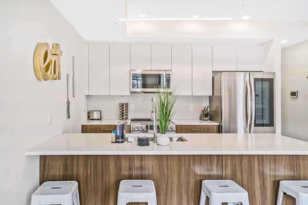 Petworth Apartment | Luxurious and stylish 2 bedroom 2 bathroom suite