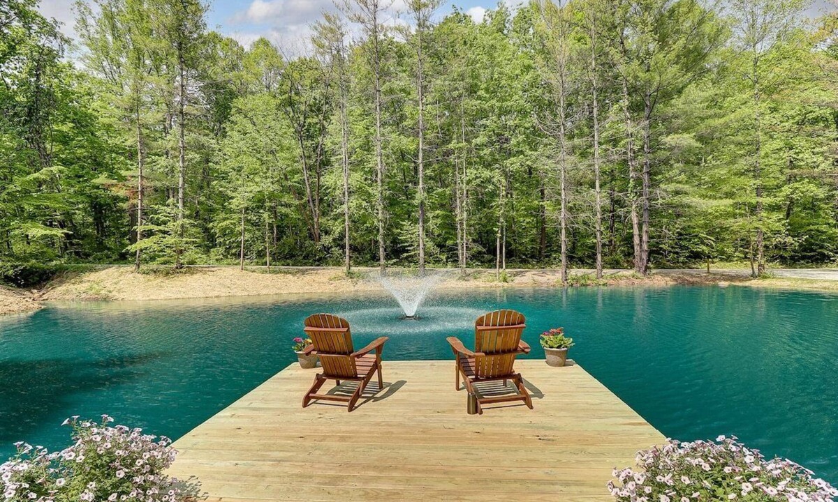 Logan Cabin | Luxury Cabin in Hocking Hills - Sleeps 16, amazing amenities