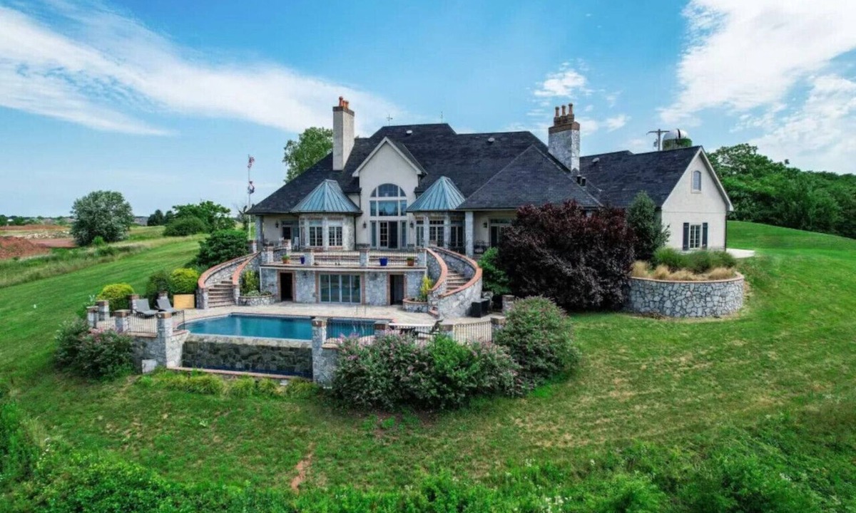 Gettysburg House | Manor on the 7th Luxury minutes away from History