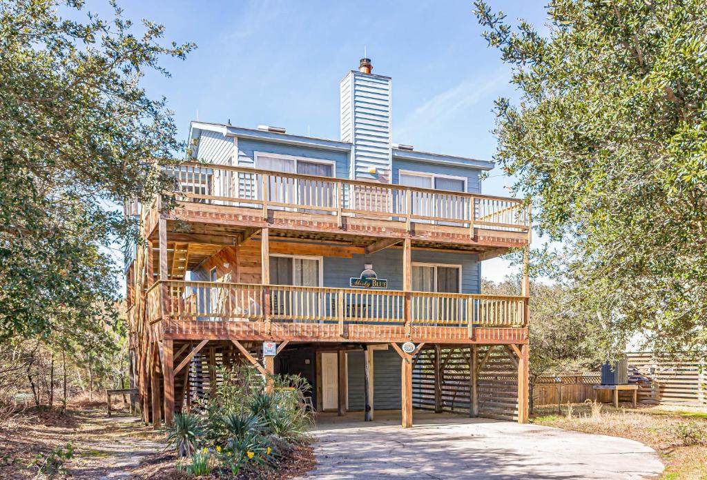 Ocean Sands House | Misty Blue