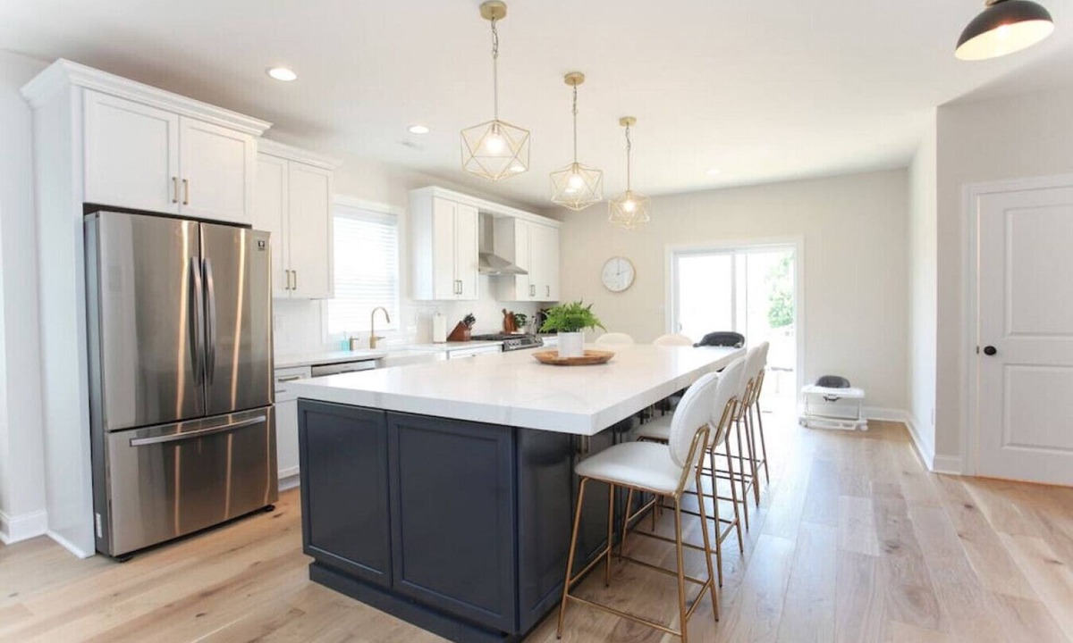 Conshohocken House | Modern Luxury 4 Bedroom Home, Steps from Park