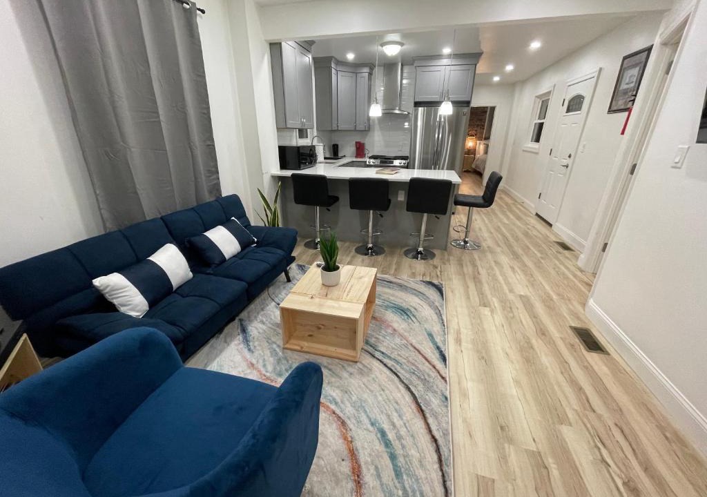 McGinley Square Apartment | Modern Luxury Apartment near NYC