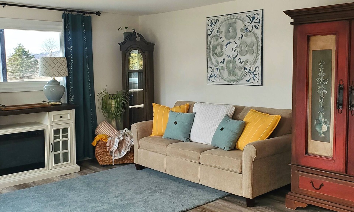Blodgett Mills Bed & Breakfast | New 2 bedroom Country Chic Bed&Breakfast with breathtaking views