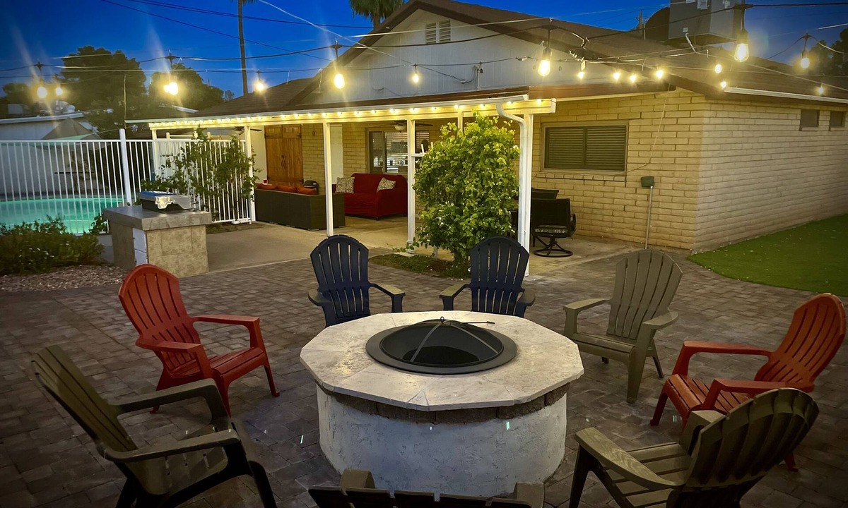 Mesa House | NEW 3 BR Home - Private pool & Backyard OASIS with BBQ Grill, Firepit, Turf