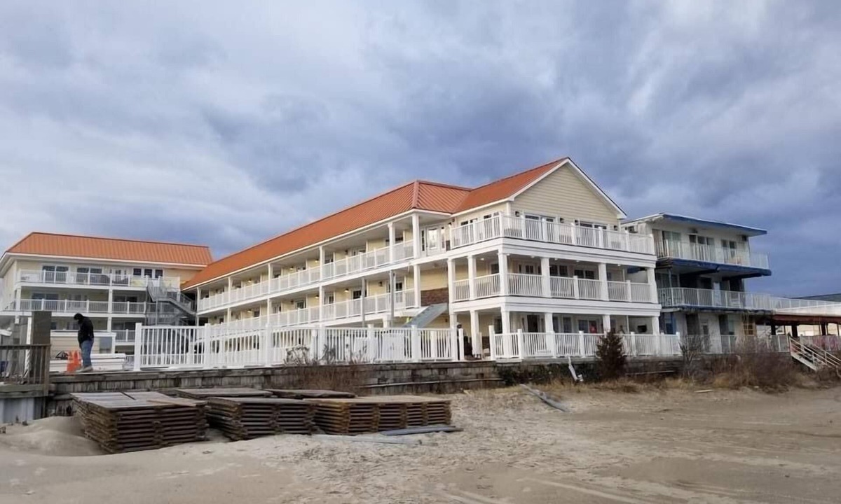 Wildwood Crest Condo | Newly furnished oceanfront condo!