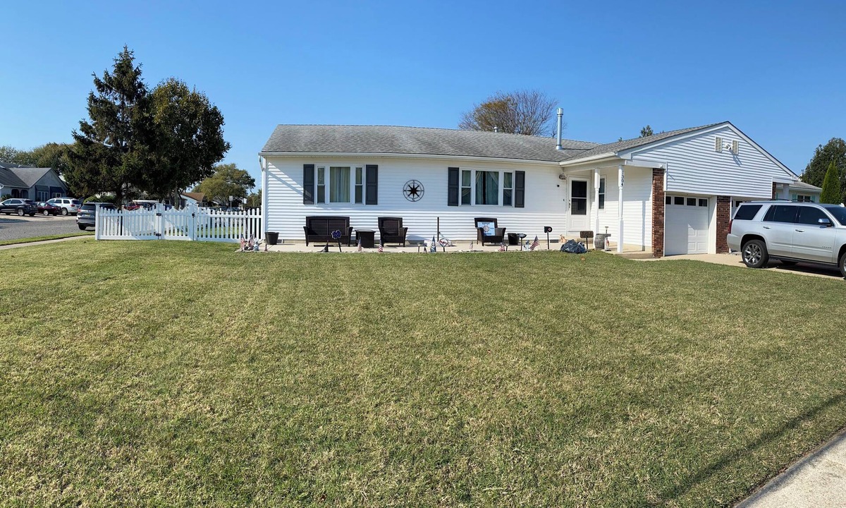 Village Green House | Newly updated Charming 4-bedroom house in Cape May with AC, WiFi, gas fireplace