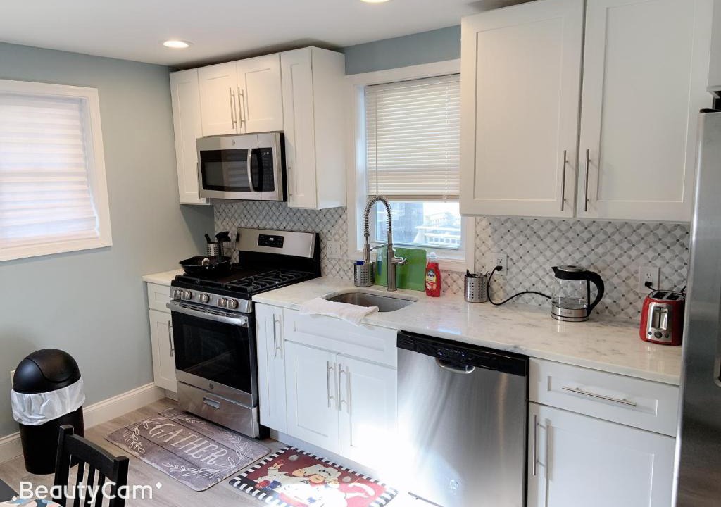 Upper Fells Point House | Nice bedroom next fells point