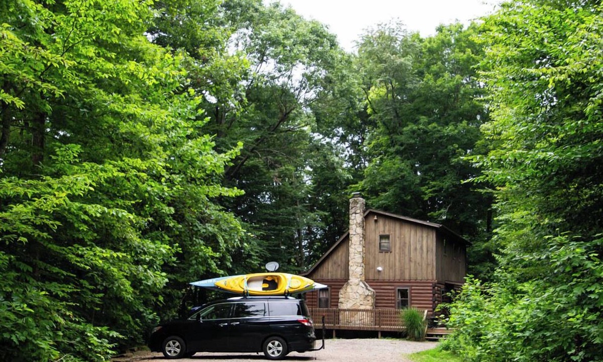 South Bloomingville Cabin | Oakridge - Hosted by The Chalets