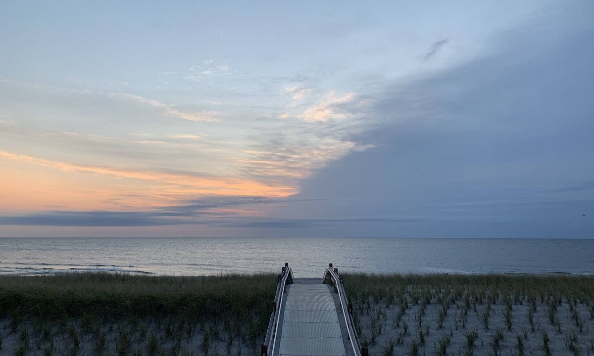 Mantoloking Condo | Ocean view sunrise from bed! Private Beach & Pool @ The Ocean Club @ Mantoloking