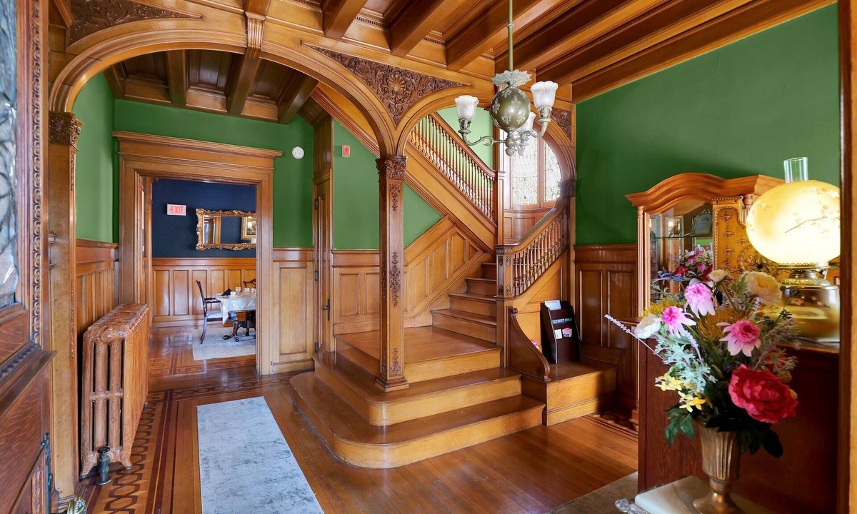 Olean Bed & Breakfast | Old Library Inn