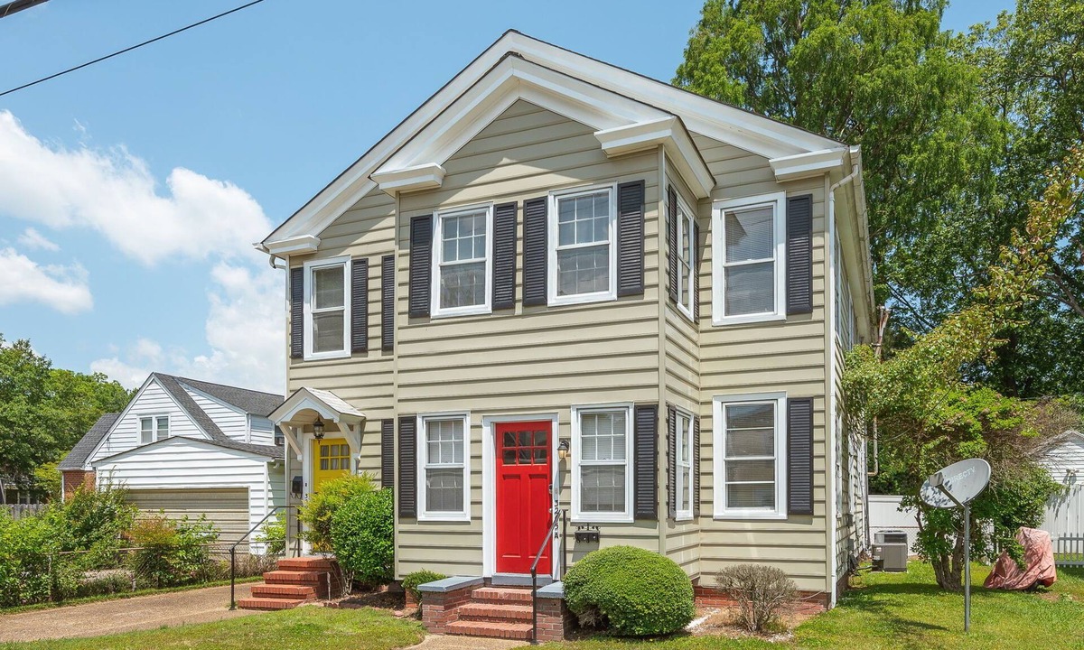 Hampton House | Olde Hampton, right in the center of Hampton Roads 1