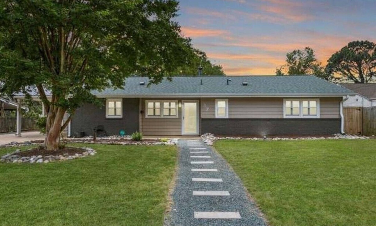 Coliseum Central House | On the River - Quiet Cove Creek 4BR Home near it all.