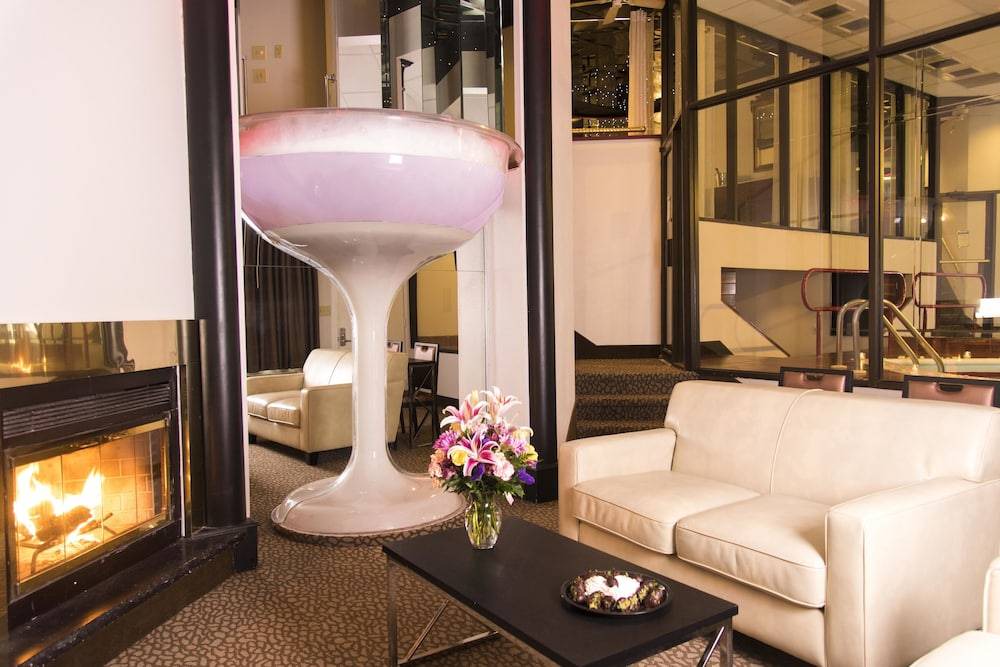 Cresco Hotel | Paradise Stream Resort