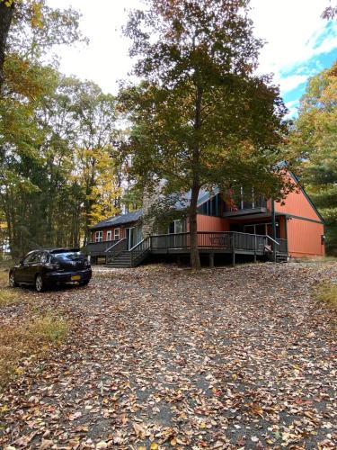 Hawley Ski Chalet | Paradise Uncovered Chalet Near Lake