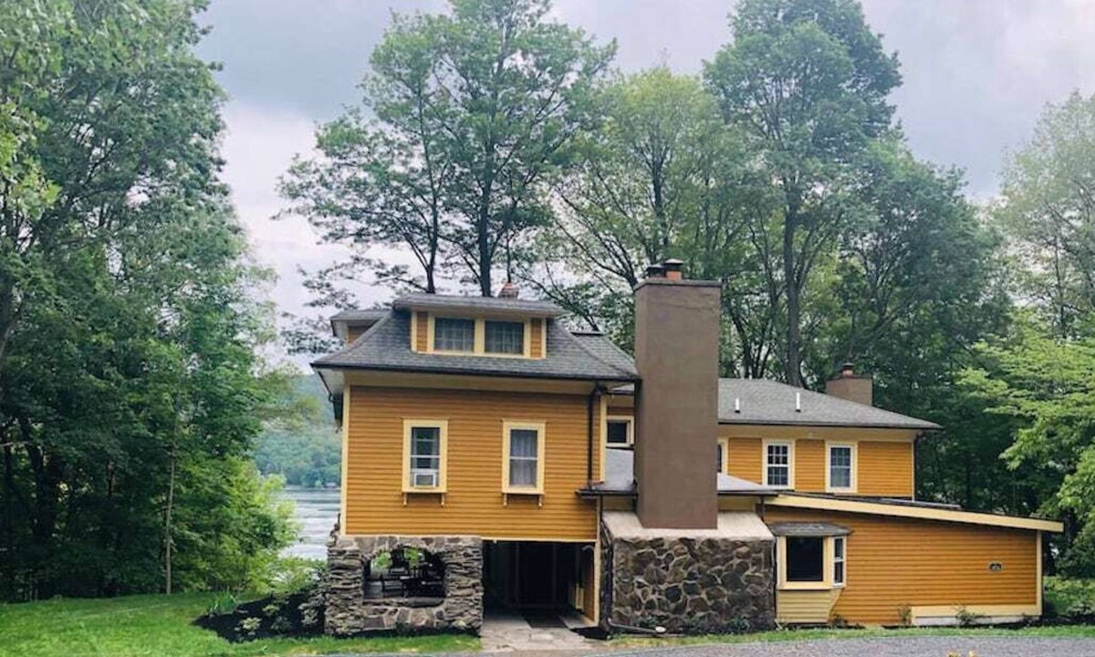 Branchport House | ParkPlaceKeuka FingerLakes: Fab Lake Views,HikingTrails w/TeaHouse on Waterfall!