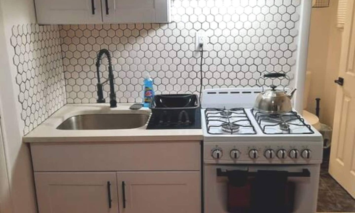 West New York Apartment | Pet Friendly Apartment minutes from NYC!
