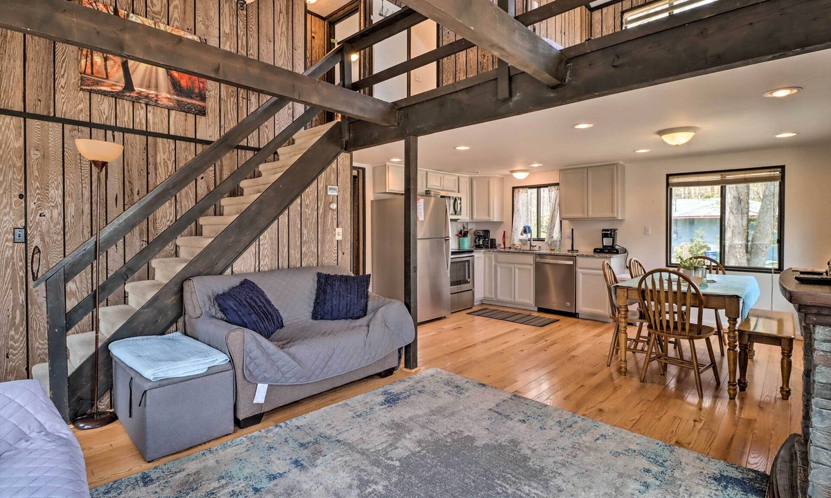Locust Lake Village Cottage | Pocono Lake Home w/Fire Pit: Walk to Ski Hill!