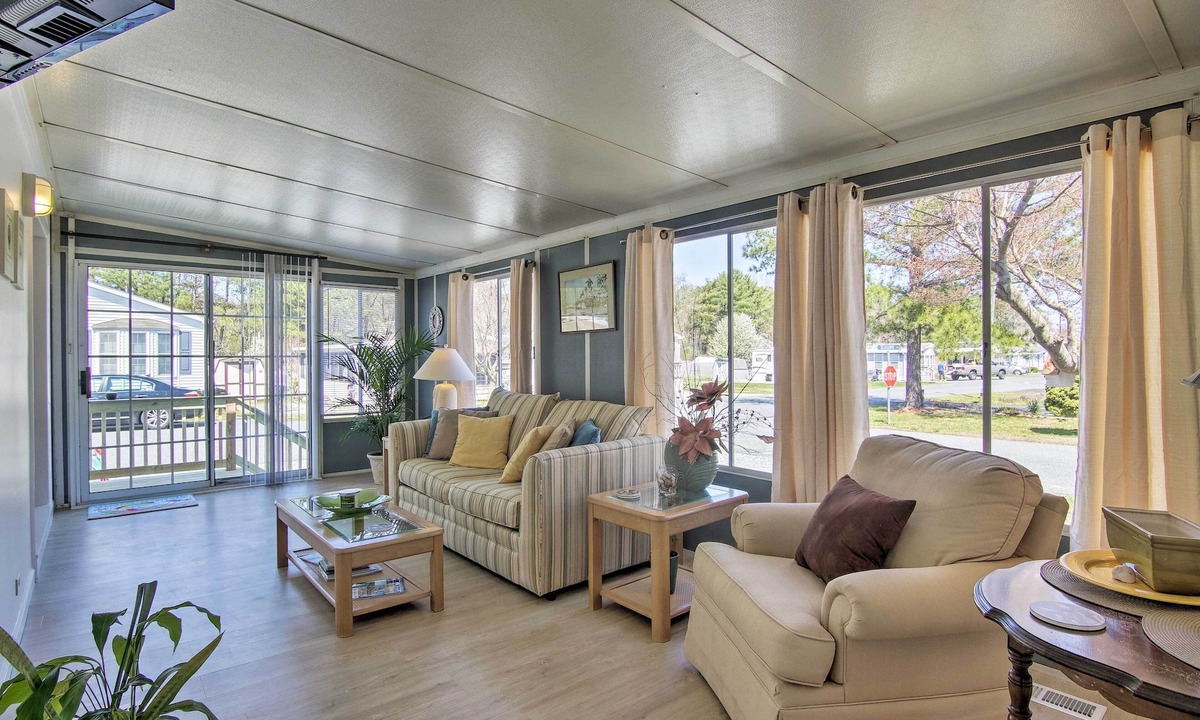 Ocean Pines House | Pool Access: Dog-Friendly Ocean Pines Home