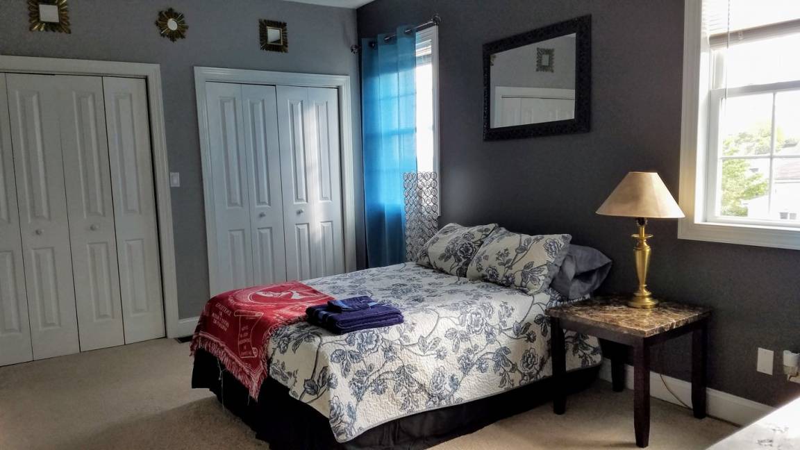 South Side Slopes Resort | Private room ∙ 3 guests
