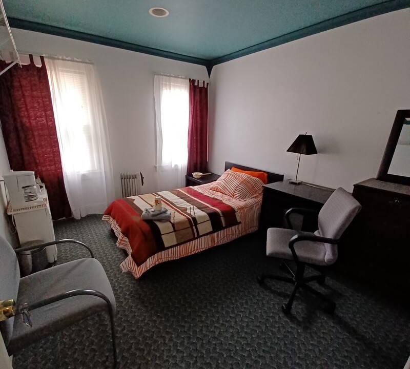 Bloomfield Resort | Private room ∙ 1 guest
