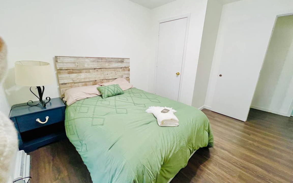 Clarksville Resort | Private room ∙ 1 bedroom ∙ 3 guests