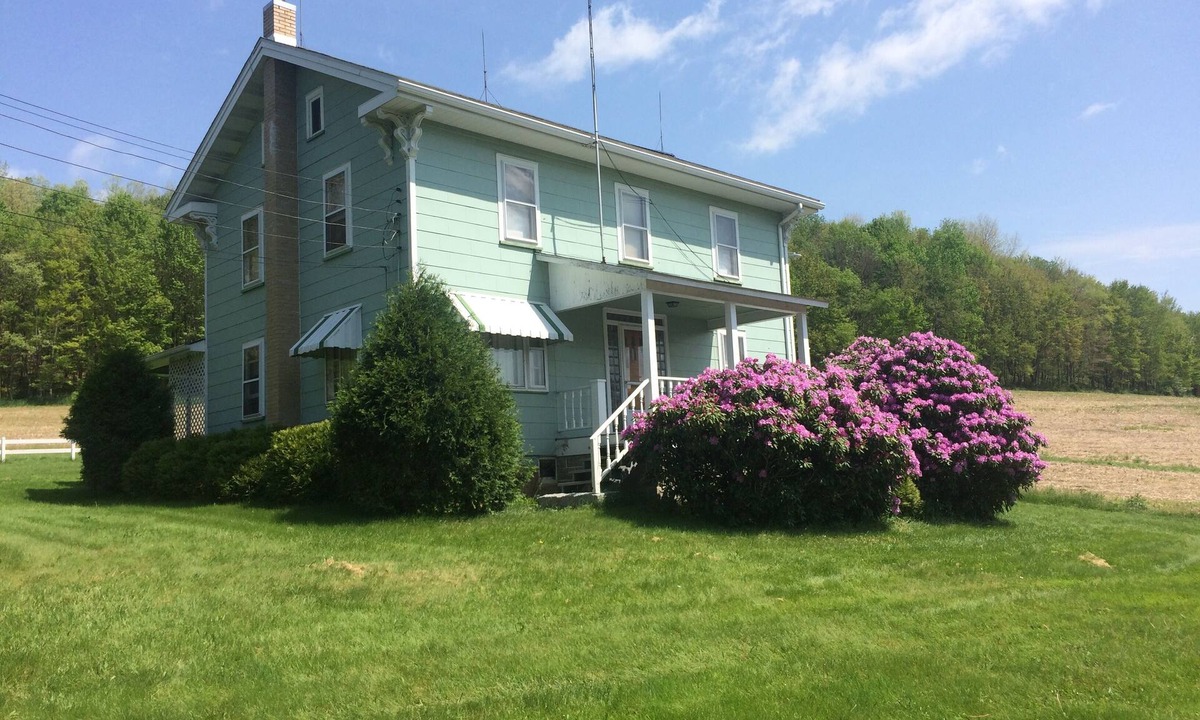 Coolspring Other | Quaint & Quiet 90 Acre Farmhouse
