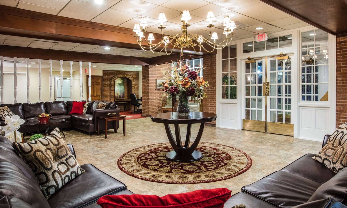 Ligonier Hotel | Ramada by Wyndham Ligonier