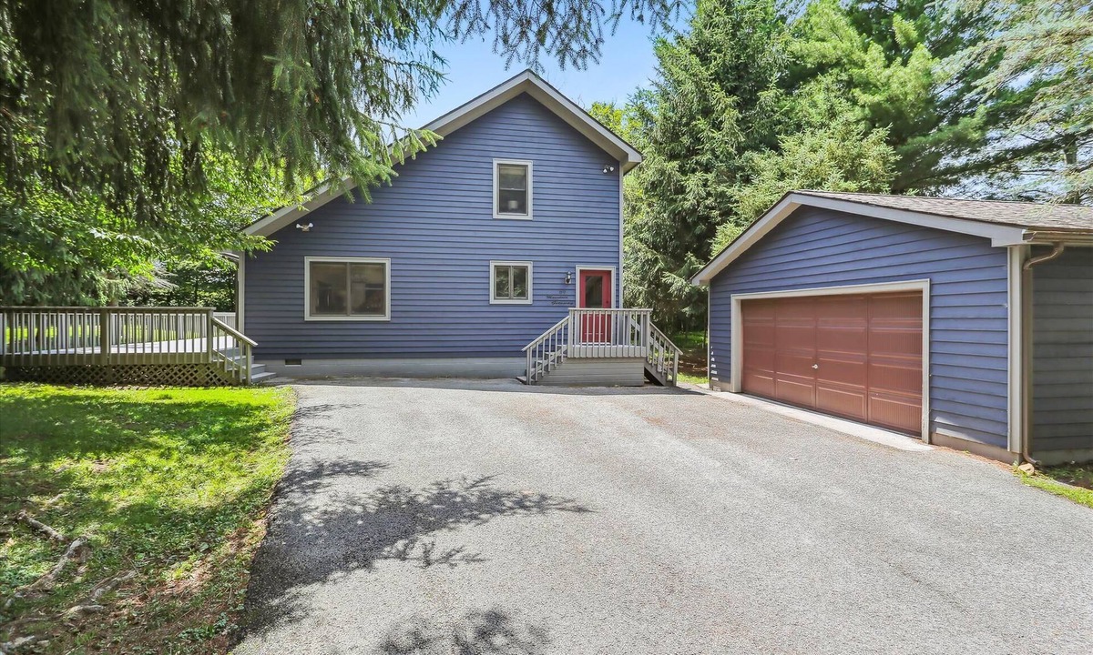 Timberline House | Recently renovated and freshly decorated-welcome to Mountain Getaway!