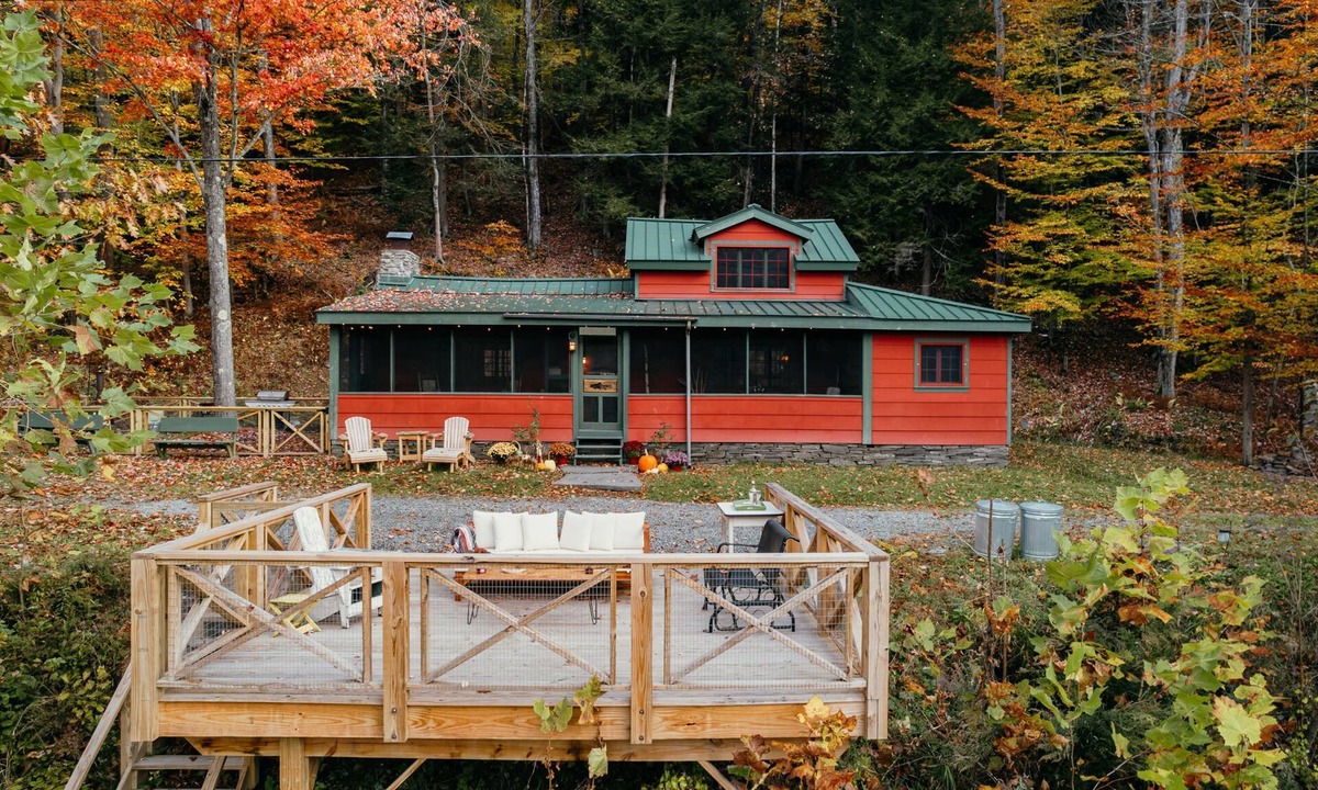 Hancock Cabin | Red Camp on the West Branch!