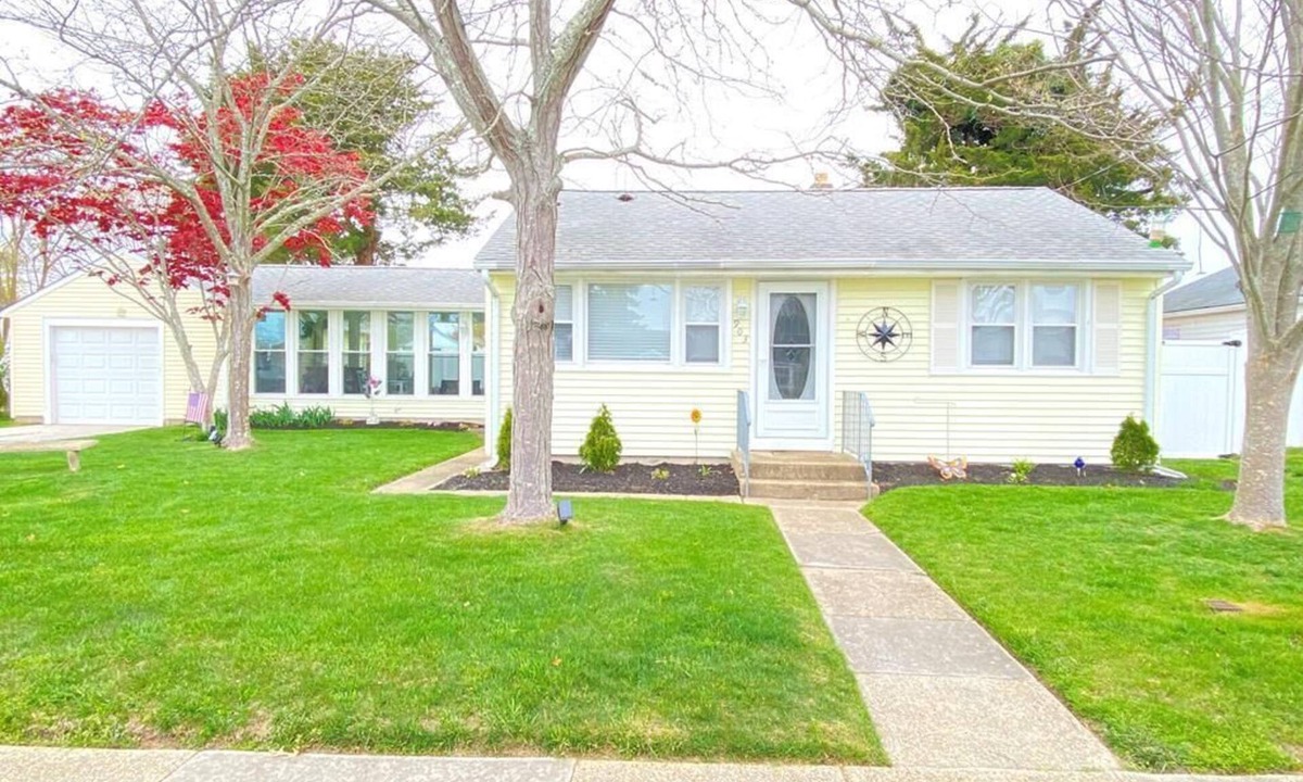 North Cape May House | Renovated, new pet-friendly rental near Bay/Beaches!
