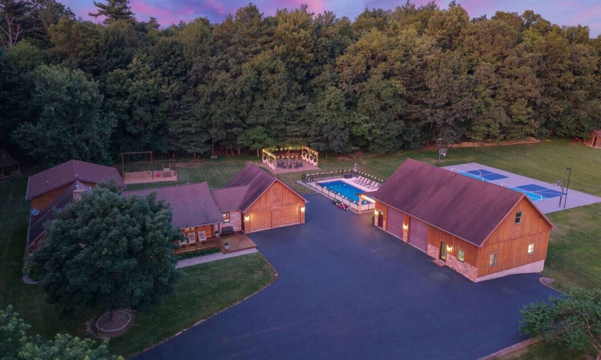 Elliottsburg Cabin | Ridgetop Cabin