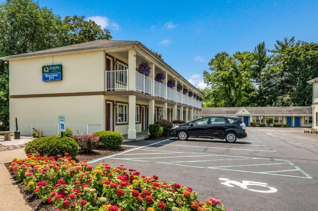 Arlington Hotel | Rodeway Inn Poughkeepsie