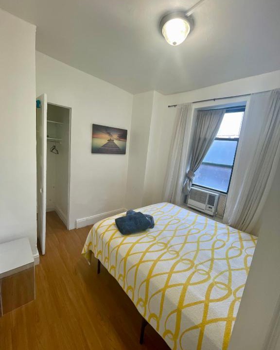 West New York House | Room in a 2 Bedrooms apt. 10 minutes to Time Square!