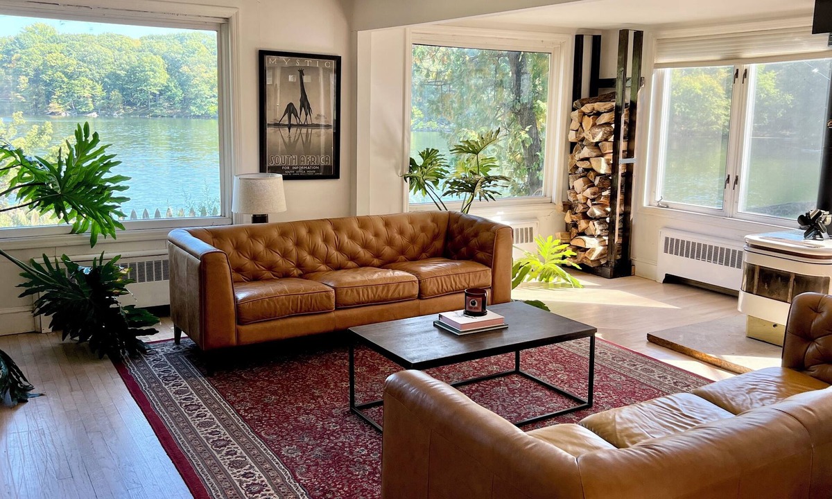 Andover House | Rustic Lake House - 3 King Beds near Perona Farm Wedding