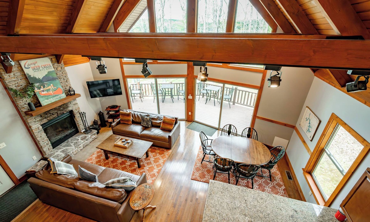 Thayerville Cabin | Rustic Luxury w/Pool Table, Dock & Views
