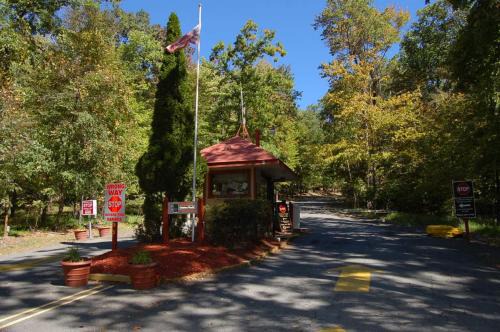 Scotrun Camping Resort Park Model | Henryville