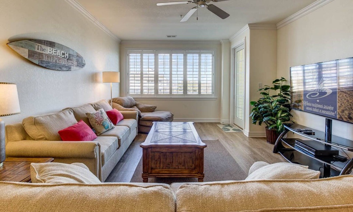 Sandbridge Condo | Seaside Delight | 350 ft from the beach | Community Pool