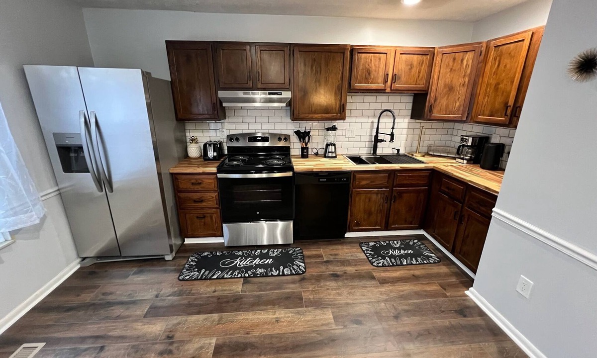 Anderson Township House | Serene Suburban Escape 15 min to Paycor Stadium