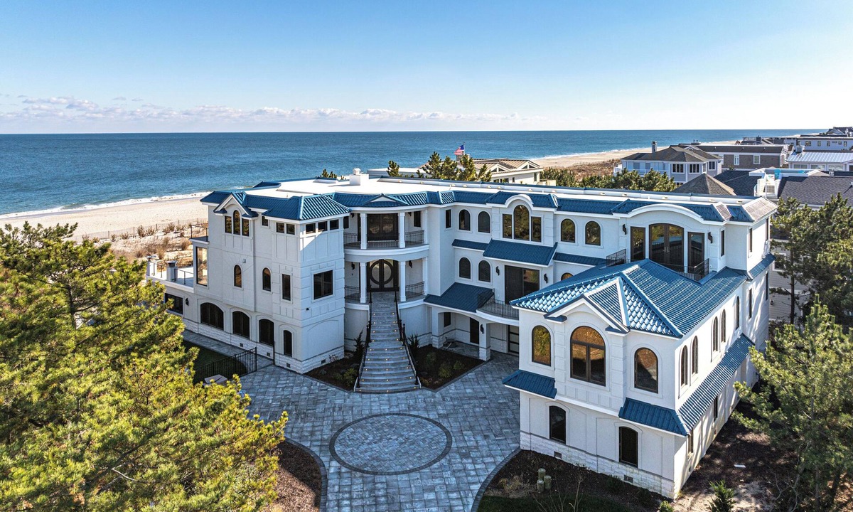 Dewey Beach House | Shore King - Coastal Luxury at its Finest